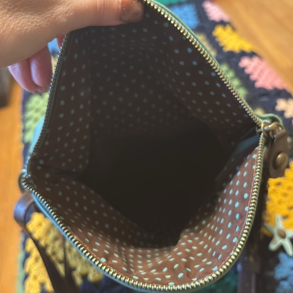 Chala Charming Convertible Green Crossbody Bag Pleather - Picture 4 of 5